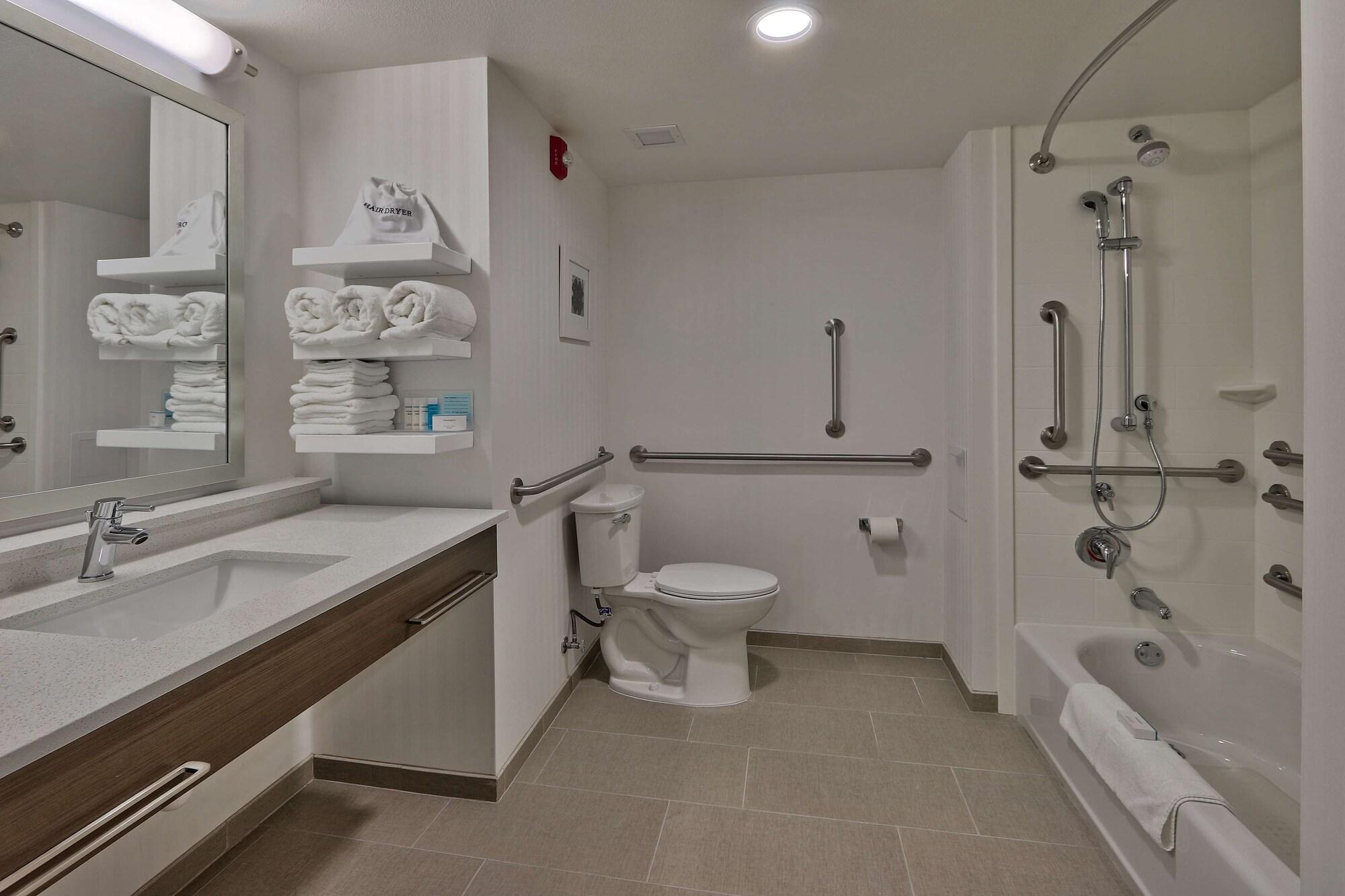 Hampton Inn & Suites Artesia Bagian luar foto