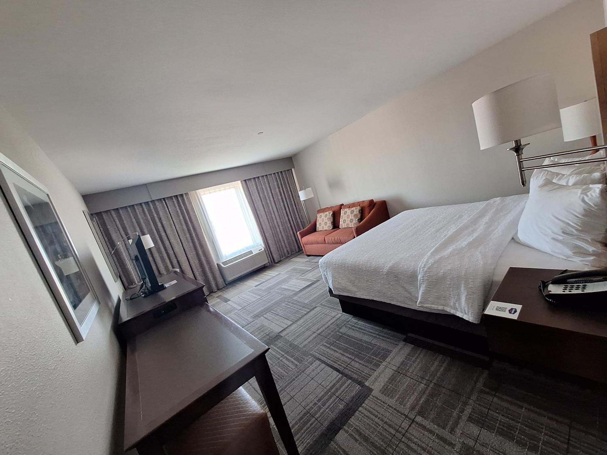 Hampton Inn & Suites Artesia Bagian luar foto